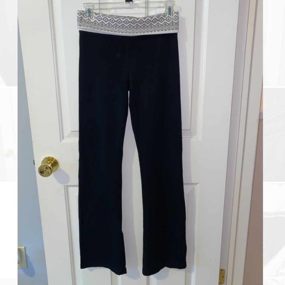 Victoria Secret Flare Leggings